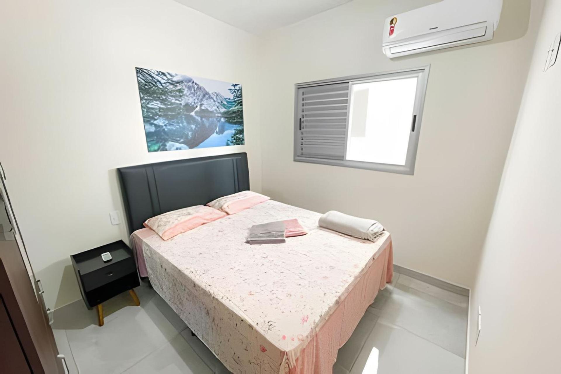 202- APARTAMENTO COMPLETO para até 5 HOSPEDES Patos de Minas Esterno foto