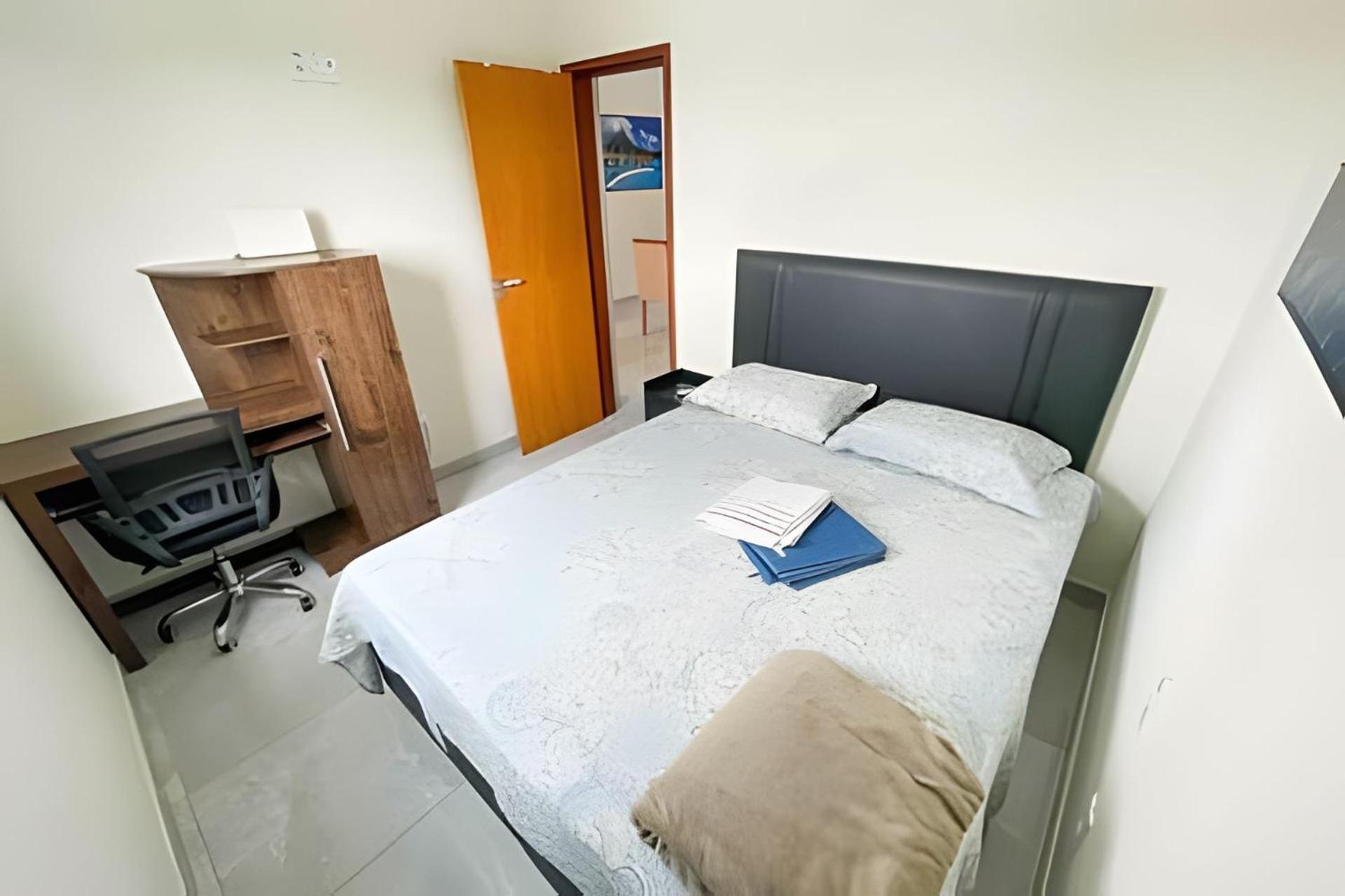 202- APARTAMENTO COMPLETO para até 5 HOSPEDES Patos de Minas Esterno foto